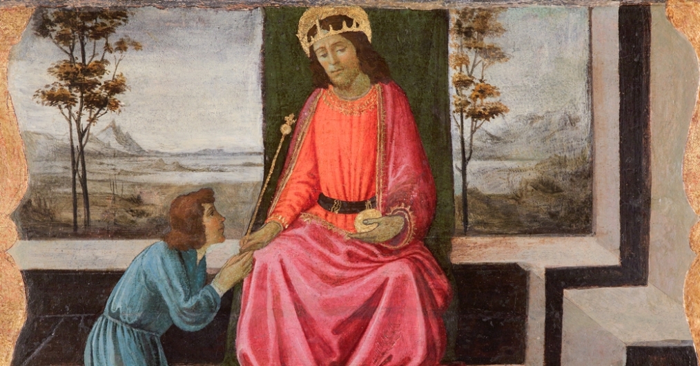 Postać siedzącego mężczyzny w czerwonej szacie i koronie na głowie, otoczony aureolą, przed nim klęczy mężczczyzna w niebieskiej szacie, w tle sielski krajobraz