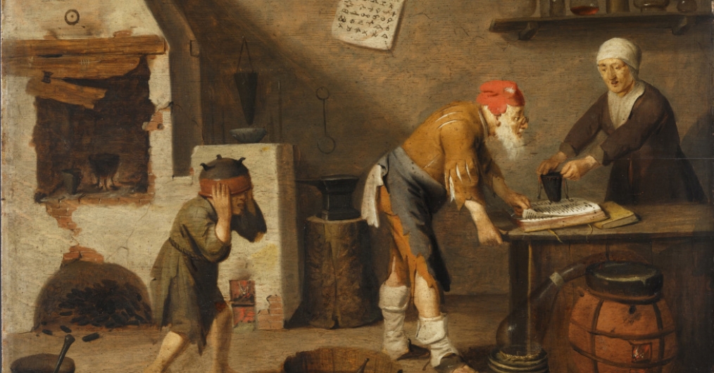 Obraz przedstawiający pracownię alchemiczną, w której znajdują się trzy osoby: kobieta w brązowej sukni, mężczyzna z brodą pochylony nad stołem oraz dziecko przytrzymujące naczynie na głowie.