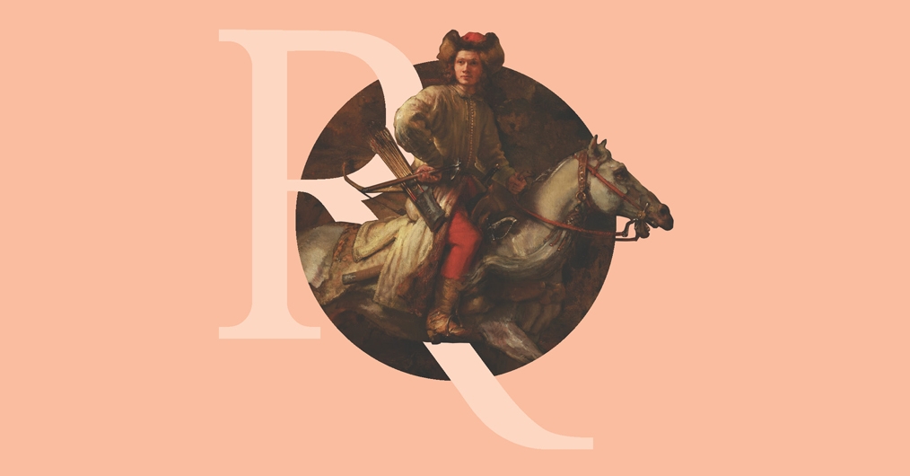 fragment obrazu przedstawiającego jeźdżca na koniu, detal zamknięty w okręgu na blado-pomarańczowym tle, z nałożoną stylizowaną literą"R" w kolorze blado-pomarańczowym