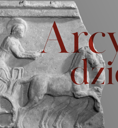 Płaskorzeźba przedstawiająca mężczyznę jadącego rydwanem zaprzęgniętym w konia